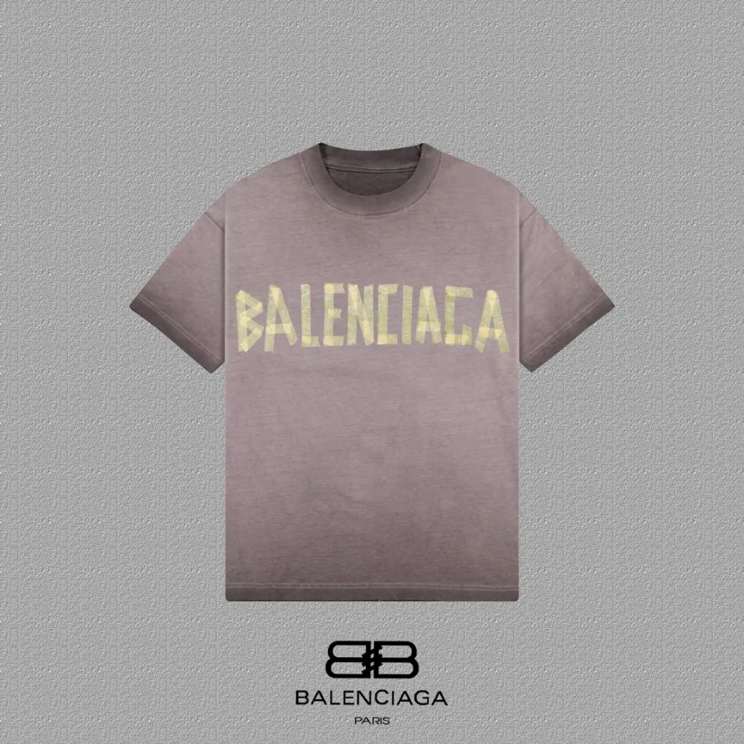 P90✨🔥 [balenciaga] 2026FW Paris Tape Letters Short Sleeve T-Shirt Premium 26s Double Yarn 300g Fabric Washed and sprayed with distressed process Color: Washed Brown Washed Purple Washed Gray Size: S M L XL 2XL